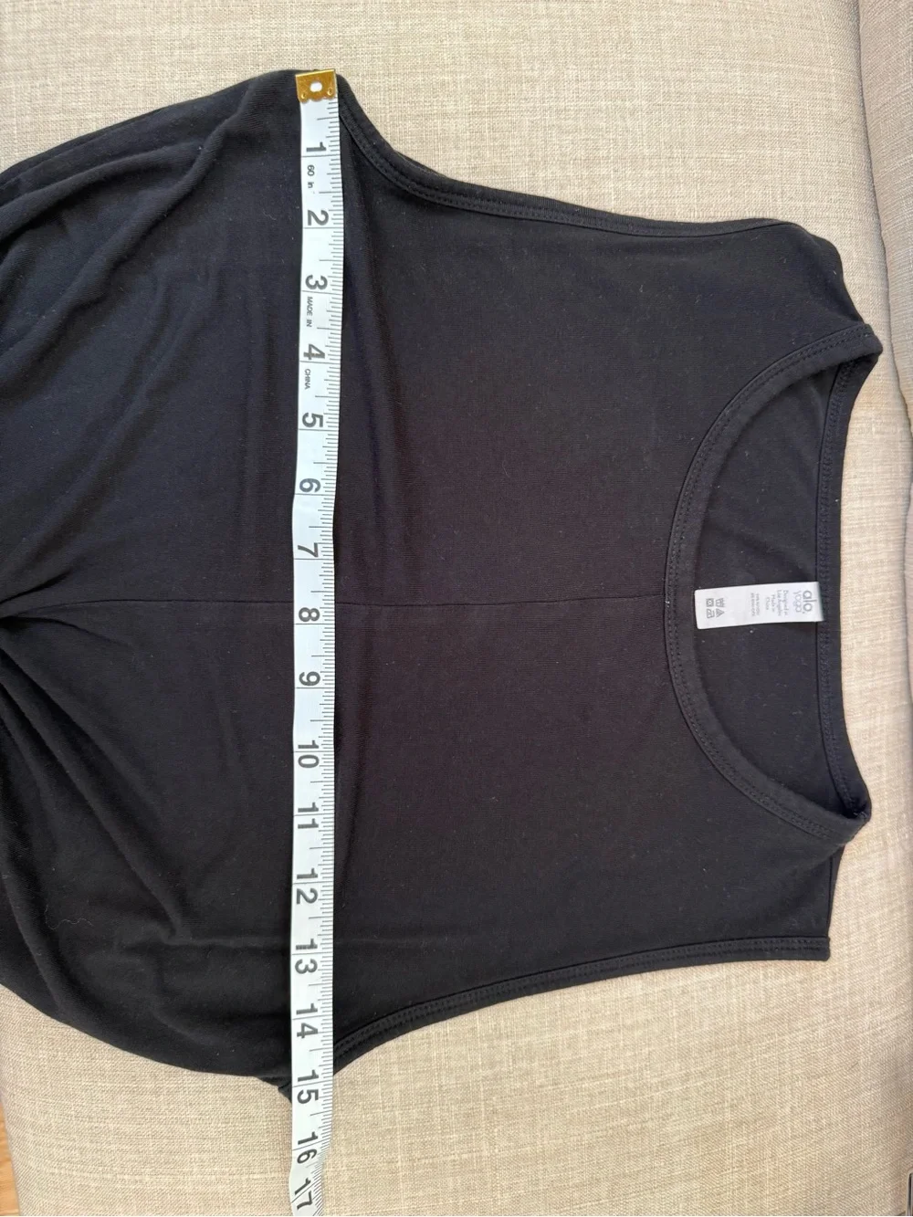 ALO Yoga Cover Tank Twist Front Active Lounge Black Top Small